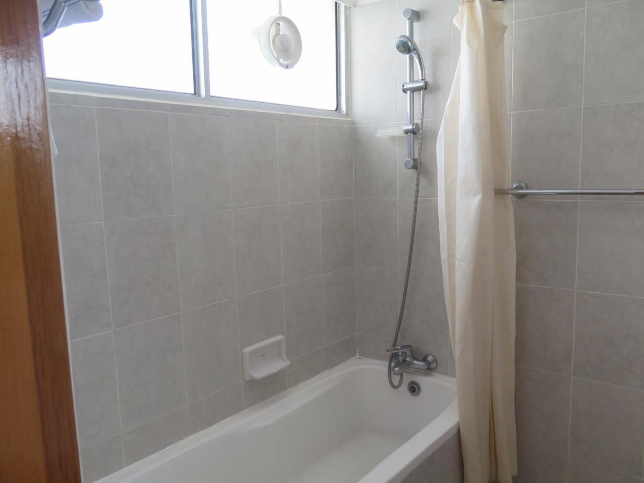 Kuala Belait Sea View Resort Hotel & Apartments מראה חיצוני תמונה