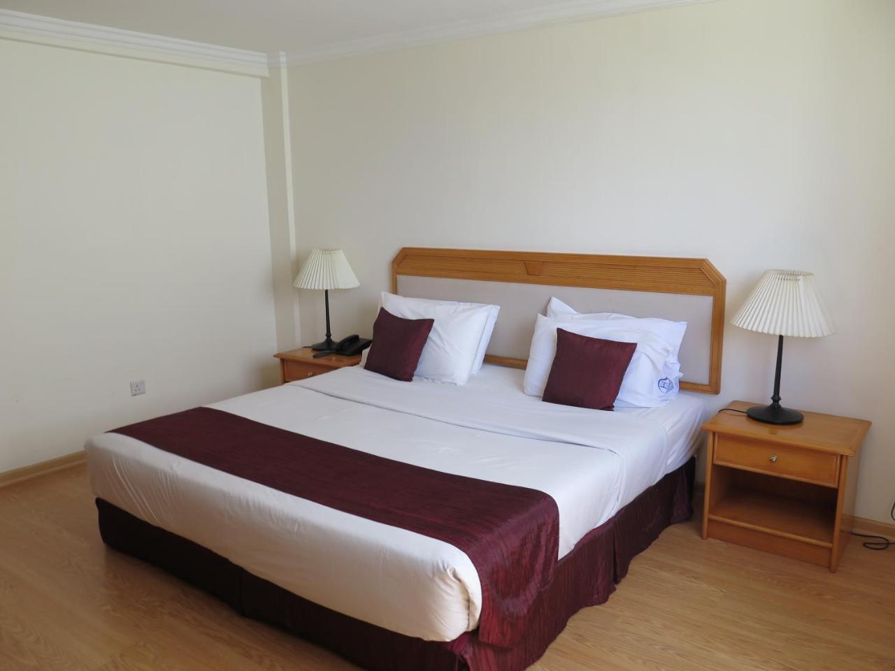 Kuala Belait Sea View Resort Hotel & Apartments מראה חיצוני תמונה