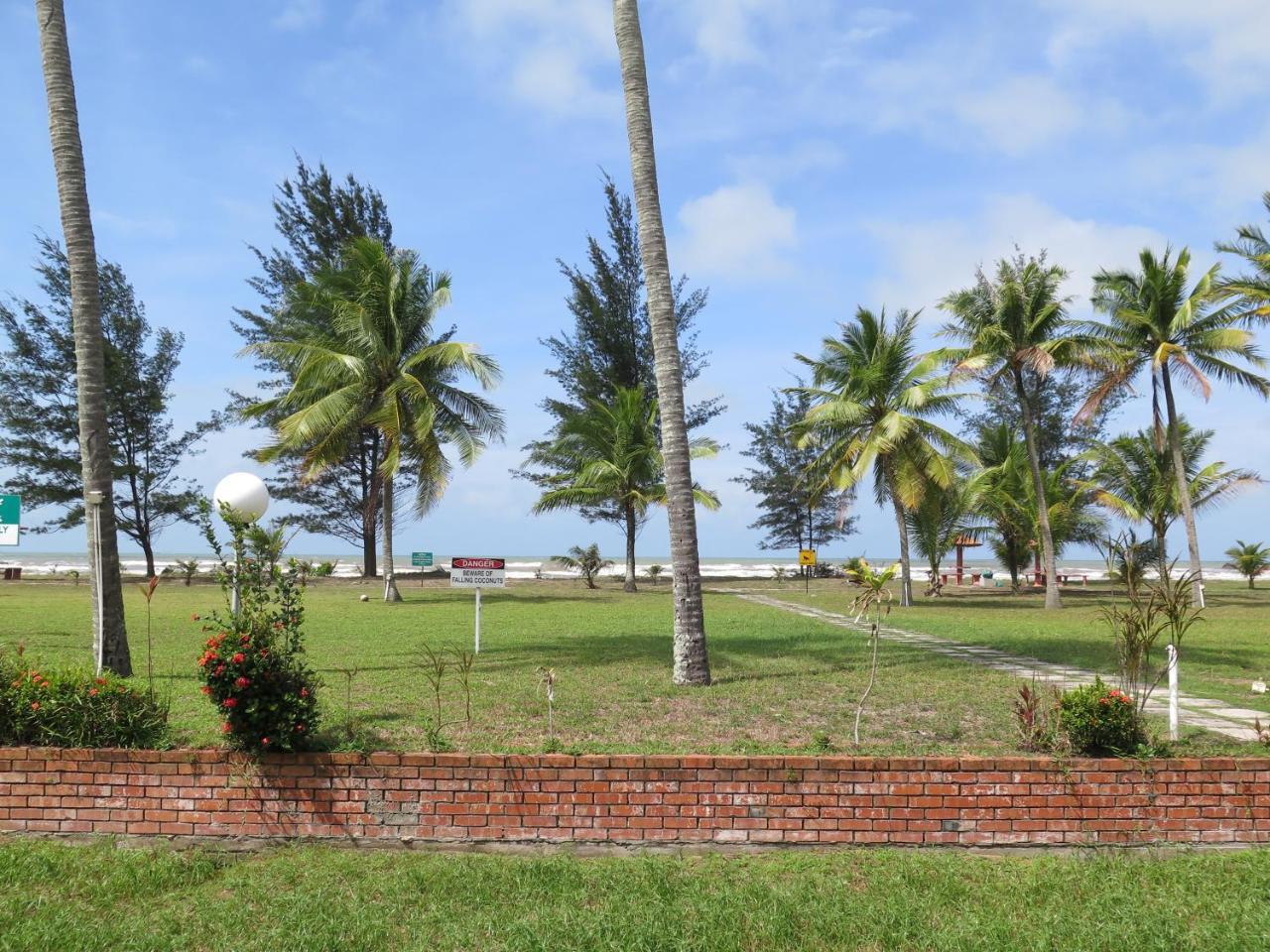 Kuala Belait Sea View Resort Hotel & Apartments מראה חיצוני תמונה